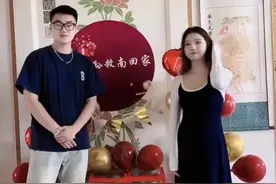 男生第一次带女友回家，温柔得体符合妈妈的审美，网友直呼太般配图片