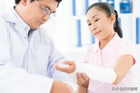医用敷料行业对比专题报告：敷尔佳、巨子生物和创尔生物图片