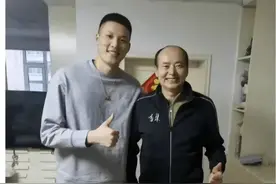 CBA三消息：曾繁日感谢恩师，广东旧将转行做裁判 闵鹿蕾有望出山图片