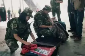 湖北缉毒女警吴冰梅，8年抓获毒贩120余名，曾卧底发廊装“小姐”图片