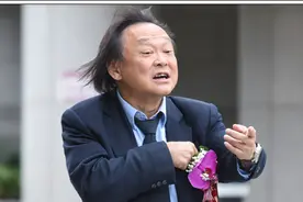 怪咖王世坚：深绿出身曾连李敖都敢骂，近年来却因痛批自家人在绿营成孤鸟图片