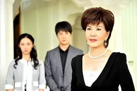 夏台凤：惨遭双性恋借腹生子，66岁独子患癌去世后，嫁小25岁丈夫图片