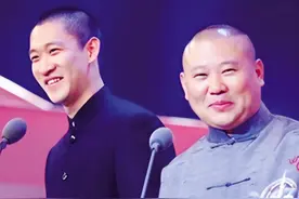 退出德云社12年，曹云金和郭德纲，人生差距一个天一个地图片