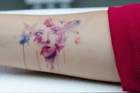 怎么样洗纹身，才能洗干净又不留疤？用纹身克星——皮秒图片