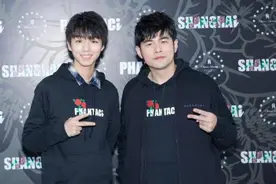 身为Tfboys的开拓者，成名后却惨遭资本抛弃，王俊凯到底有多惨？图片