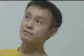 34岁男人每天15小时打2份工，月给妻子7000元，为何日子过不下去图片