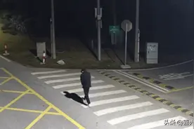 手机欠费停机的他拨打了这个号码，接下来一幕暖哭了图片
