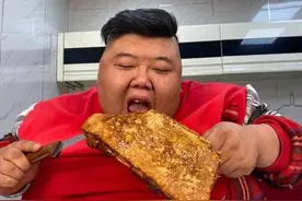 网红胖猴仔的年收入曝光！本人只拿固定工资，每年到手仅一百多万图片