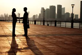故事：被子一侧翻开的角度，扯开了她不孕的真相图片