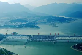 千岛湖的隐忧：每年投200万斤鲢鳙，“养鱼净水”效果如何？图片