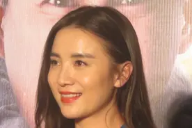 拔出萝卜带出泥！44岁宋佳隐婚，被爆曾两次插足、逼宫手段高明！图片
