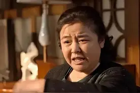 王澜：曾是内地王祖贤，如今身材发福专演大妈，她经历了什么？图片