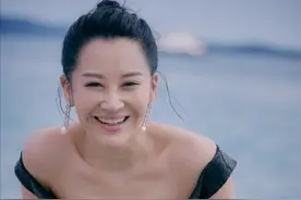 许晴的臀、殷桃的腰、余男的嘴，这几位中年女星性感起来简直要命图片