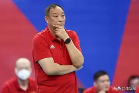 浙江排球队里的“铁面”掌鞭主帅——吴胜图片