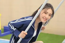 女生化妆，对男生来说，是喜欢还是不喜欢呢？你们怎么看？图片