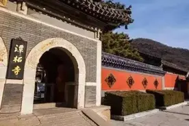 “先有潭柘寺，后有北京城”，这里面是有故事滴图片