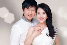 付笛声：靠一首歌唱一辈子，坐拥北京四合院，儿子成总裁图片
