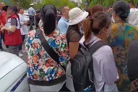亲戚追着问我能考多少分，我心情烦躁，随口说考得不好，她乐坏了图片
