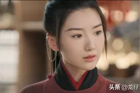 恕我直言：毛晓彤别再演侠女了，顶着一张“硅胶脸”让我如坐针毡图片
