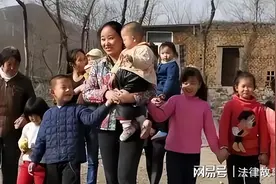 李利娟收养118名孤儿，背后却利用孩子诈骗5000万，购买别墅豪车图片