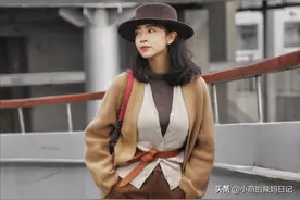 今年秋冬火了一条裤子叫：“毛呢裤”，保暖还优雅，更显高时髦图片