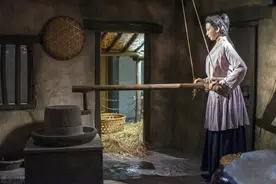 旧社会时期的长工和短工，哪一个会更有出息？图片