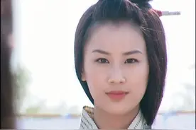 十五年前的一部武侠剧，不止有满屏的美女，它上幕后也成为了绝唱图片