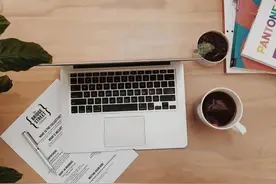 老外想要“开电脑”，你说“open the computer”，不知道人家懂吗图片