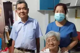 退而不休，她在社区治理中发光发热图片