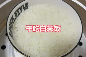 郑州男子晒居家一人食，走红朋友圈，网友吐槽：宁愿饿着也不吃图片