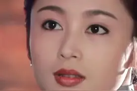 超级美女都有美人痣？照片乱入，不是美了眼，就是入了心图片