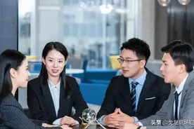 “收入越低的穷人，越是关心国家大事”，这句屁话是对穷人的嘲讽图片