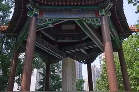 红色游记之139：寻拜“毛主席视察燕庄麦田纪念亭”图片