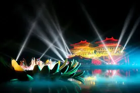 @全国游客！《大宋·东京梦华》实景演出买一赠一图片