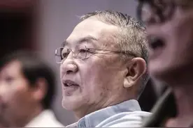 柳传志：自己酿出的酒，只能自己喝下图片