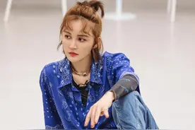 张歆艺果然只是胖着来玩玩的，容貌愈发娇艳，袁弘看了都要尖叫图片