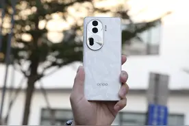 紧抓眼球，单反级人像体验来了！OPPO Reno11 Pro拍景拍人都好看图片