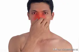 孟鲁司特钠片是防治哮喘、过敏性鼻炎的常用药，科学服用注意4点图片