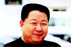牛振华：从厨师逆袭为著名笑星，酒驾离世19年后妻女情况怎样？图片