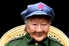 红军女战士王泉媛，24岁被俘，遭敌人霸占，再见前夫已是副国级图片