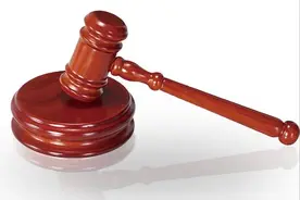 湖南：车辆“脱保”一天发生事故，车主需自行赔偿吗？法院判了！图片