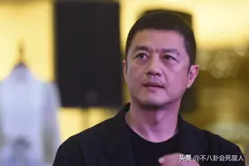 越努力越悲哀？这一次，谁都“救”不了52岁的李亚鹏图片