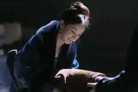 《知否》：明兰探望顾廷烨时带的护膝，居然暗藏着这层深意图片