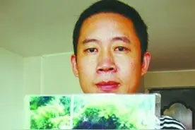 孙海洋认亲现场痛哭，曾开全国首家“寻子店”，二儿子取名谐音“孙回”图片