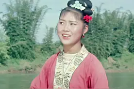 刘三姐黄婉秋病逝，女儿何雁云接班，一门三代传承刘三姐文化图片