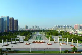 济宁主城区消失已久的太东大市场变身停车场，“新马太”已成回忆图片