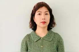 钩针编织特别减龄的“回字纹”复古翻领开衫款式和花样图解图片