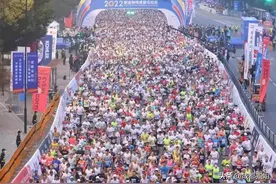 西边马拉松，东边又在封！是兼容还是纵容？是妥协还是宣战？图片