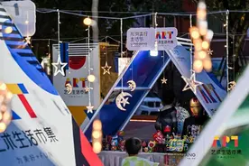 打造烟火气与时尚感交融的璀璨夜市!龙岗美好生活节点亮大芬“夜经济”图片