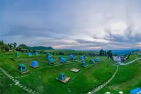 贵阳花溪高坡扰绕露营基地：稻花香里 听取蛙声一片图片